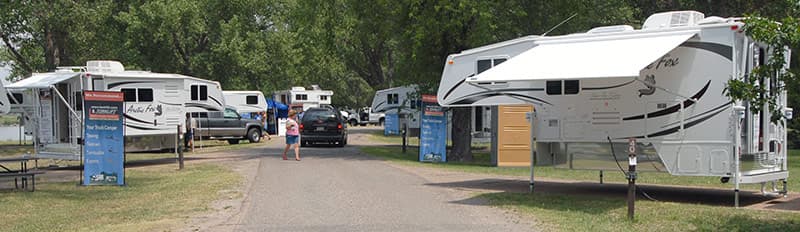 Campers arranged around loop at Truck Camper Show in Ogallala