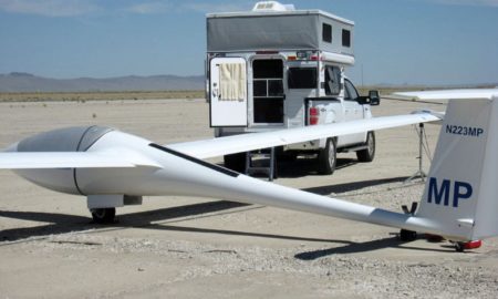 Camper And Glider In Tonopah June 2010