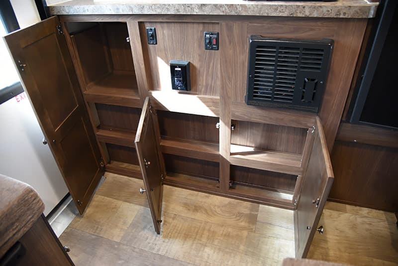 Palomino SS-550 kitchen cabinetry storage