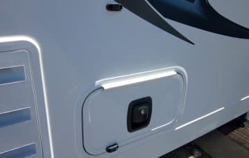 2018 Eagle Cap Magnetic baggage door catches