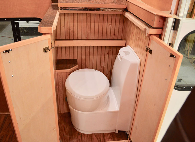 Alaskan Flatbed Camper Cassette Toilet