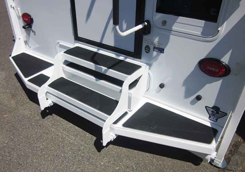 2019 Comfort Step Bumper Double Sided Step Upgrade