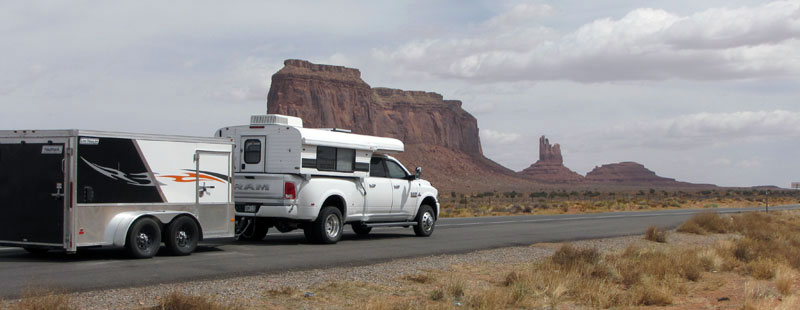 Alaskan Camper With Tailgate Up