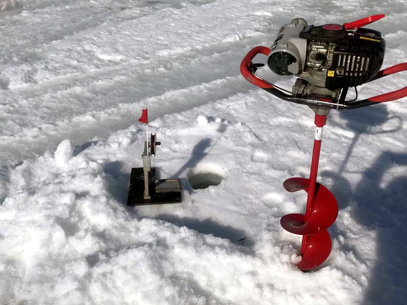 Eskimo Propane Auger And Tip Up