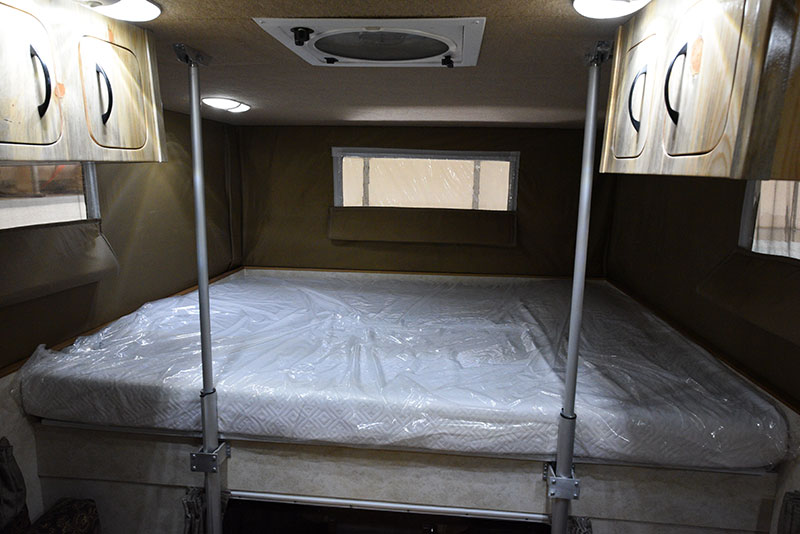 Phoenix Mini Max Cabover Bed Wide