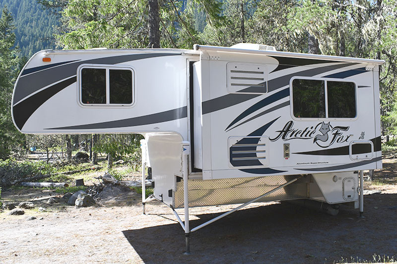 Stablecamper on Arctic Fox Truck Camper