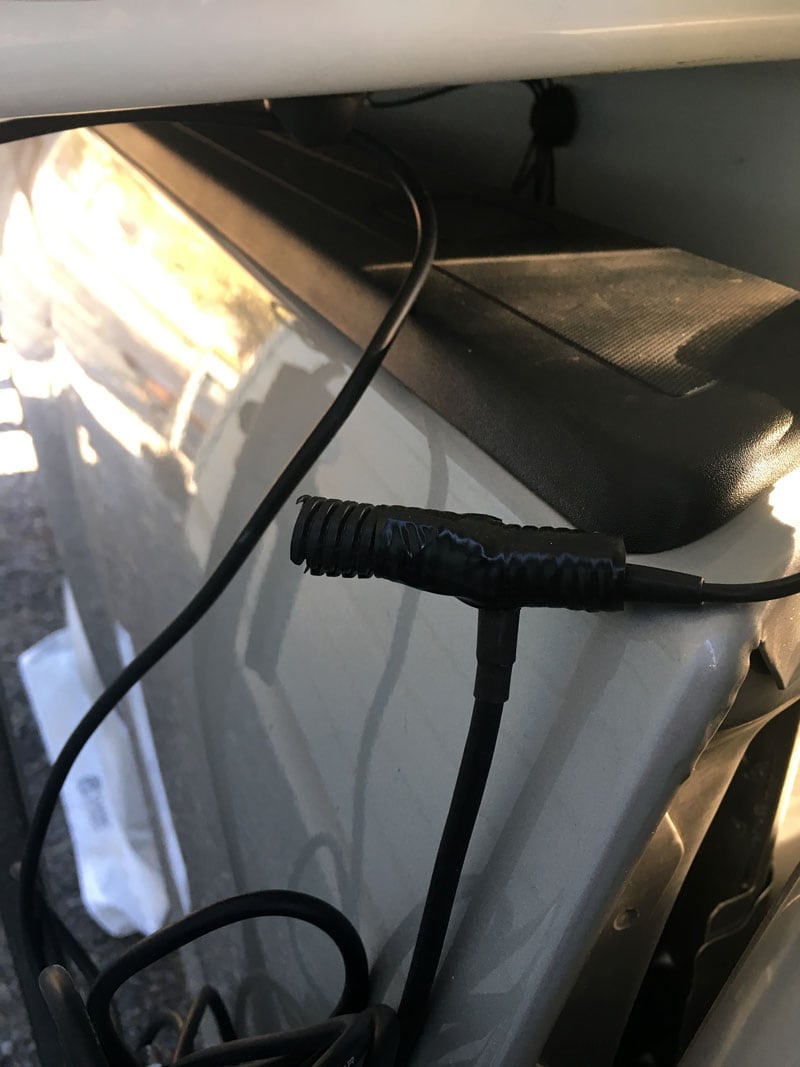 SiriusXM Antenna Connection