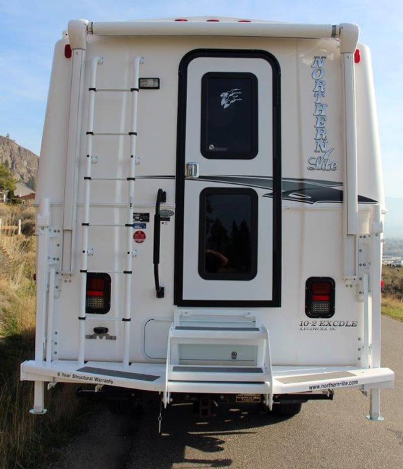 Northern Lite 10-2 EX Limited Back Door