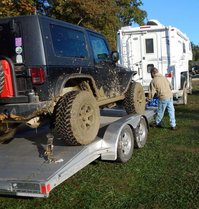 Loading Up A Muddy Jeep Rubicon