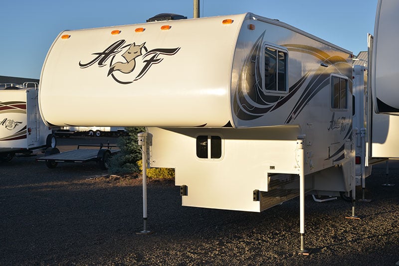 Arctic Fox 865 Camper