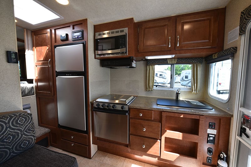 Arctic Fox 865 Kitchen Passenger Side