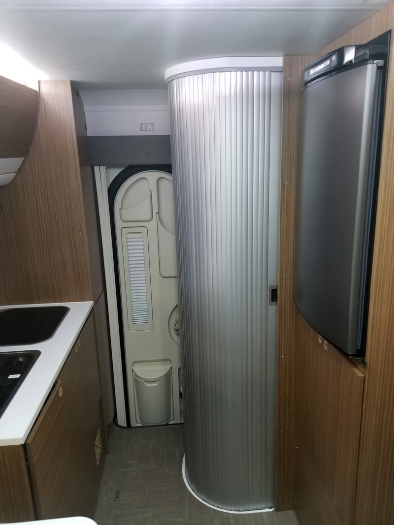 Cirrus 720 Bathroom Rolling Door