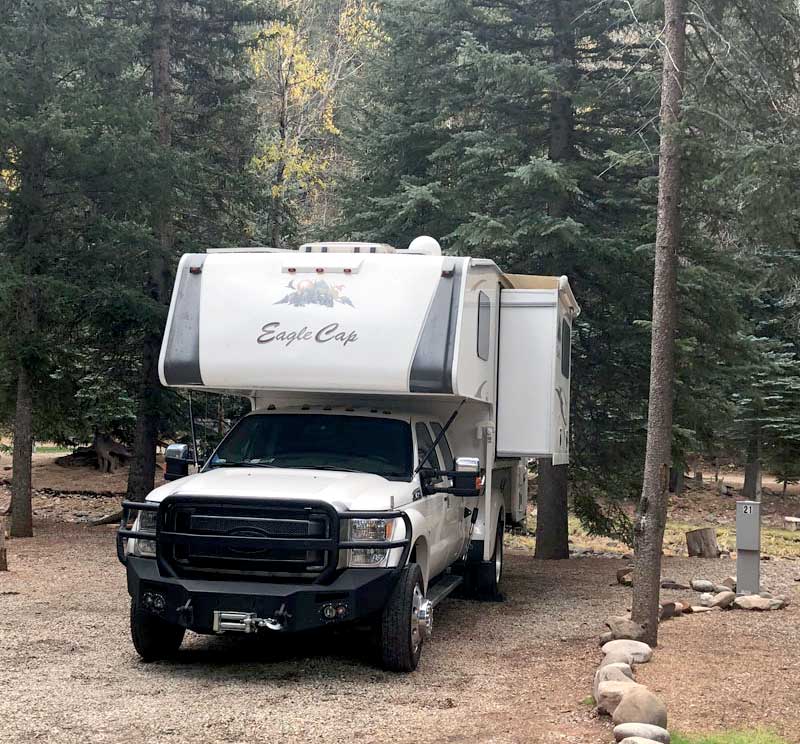 Eagle Cap 1165 On Ford F450