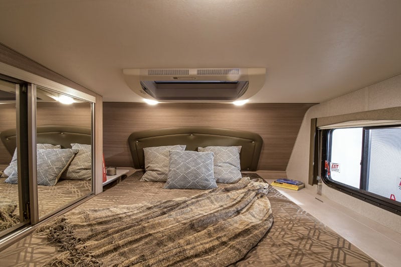 2020 Adventurer 86FB Front Wall And Headboard