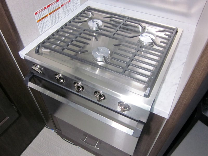 2020 Eagle Cap Dometic Appliances
