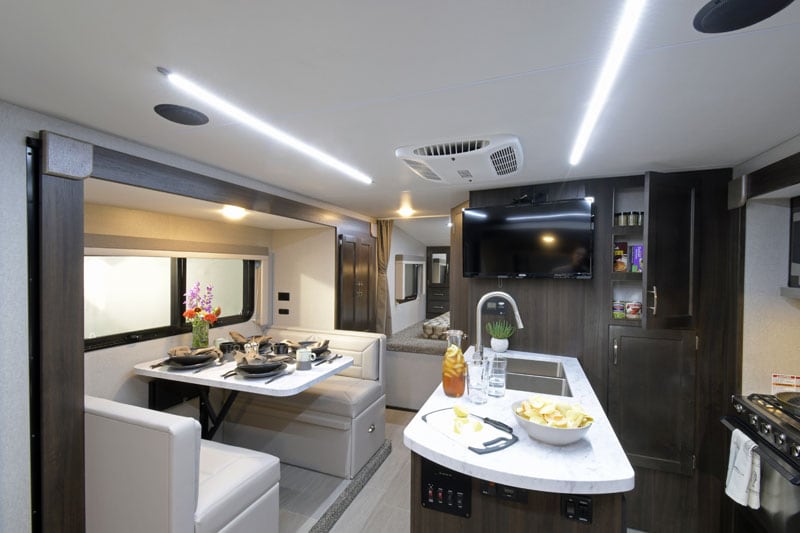 Eagle Cap 1165 Track Lighting 2020