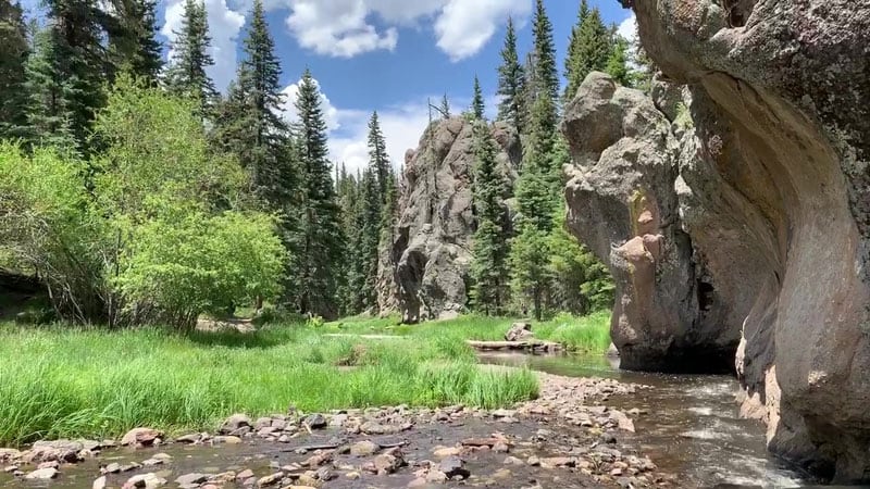 Las Conchas Trailhead