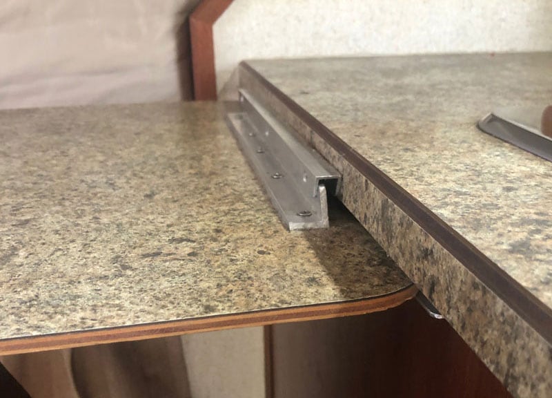 RV Countertop Extension Mod: More Space, Less Problems