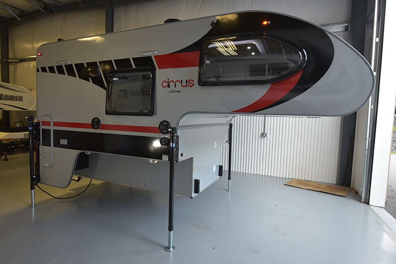 Cirrus 720 Exterior Wide Passenger Side