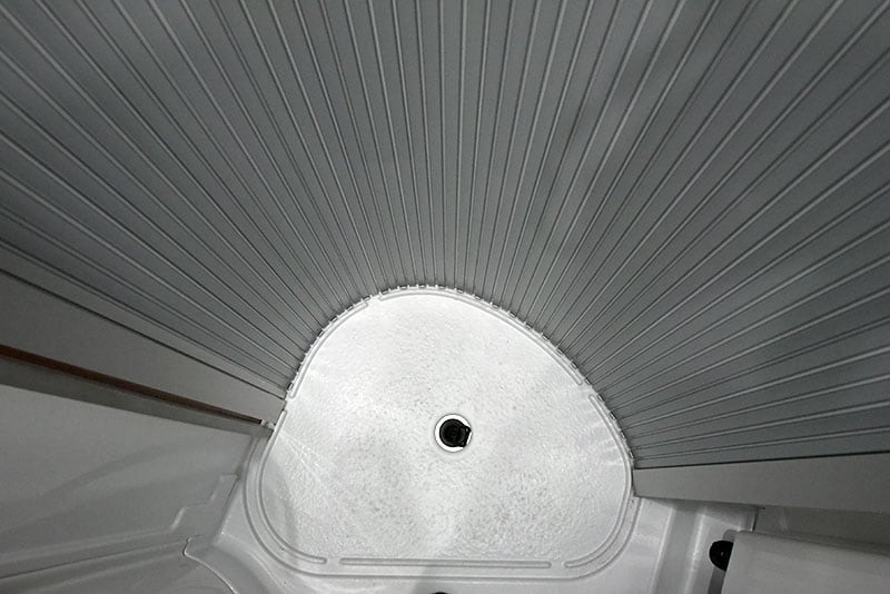 Cirrus 720 Wet Bath Door Inside Closed
