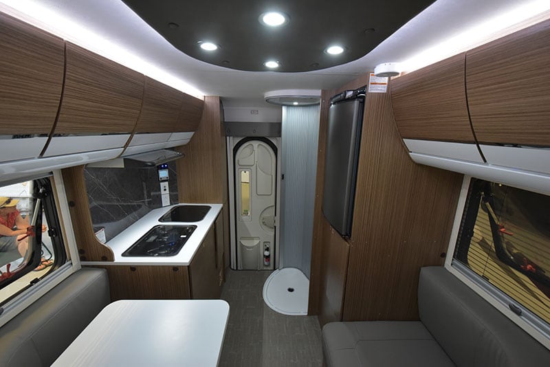 Cirrus 720 wide cabover