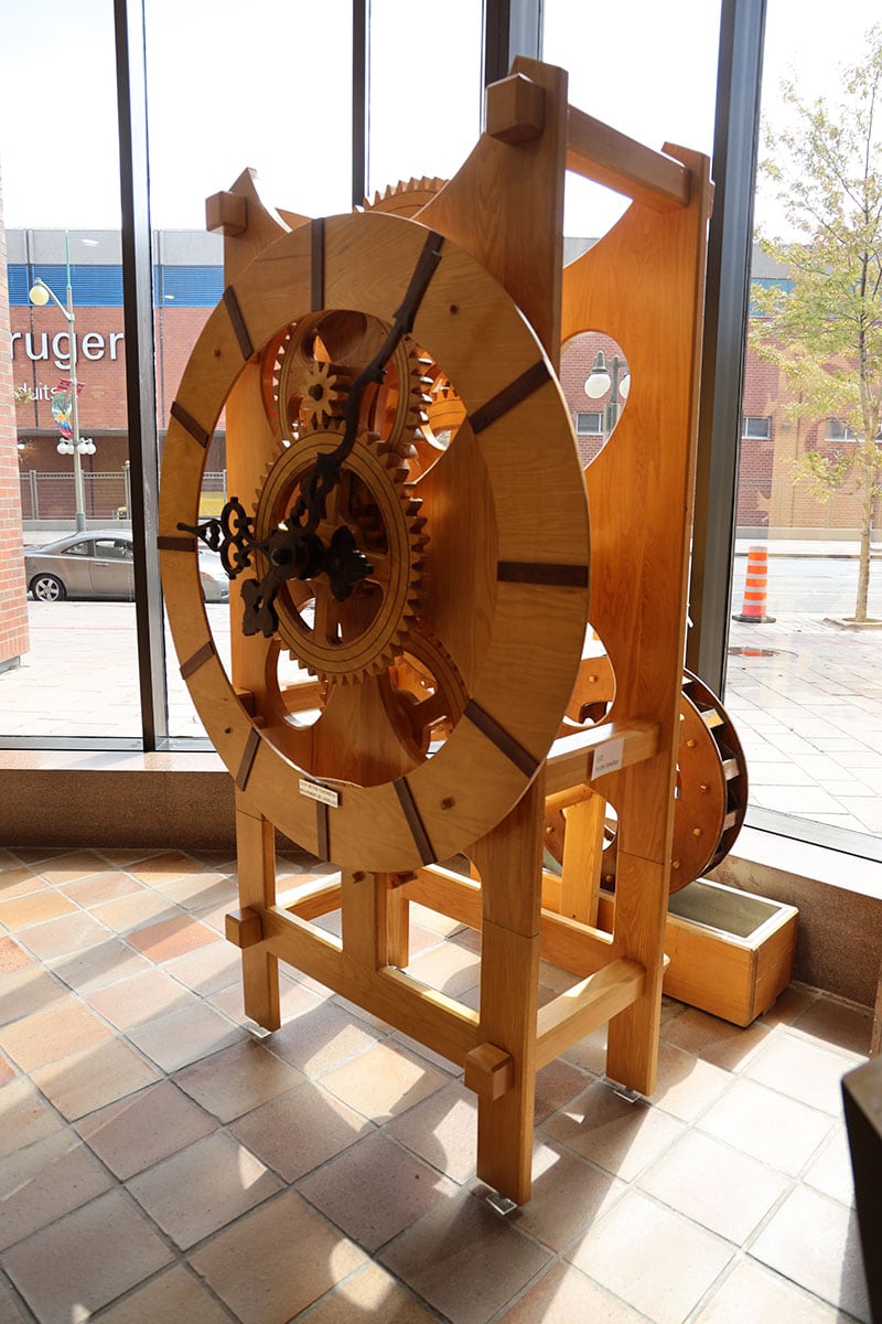 Quebec Gatineau Wood Clock