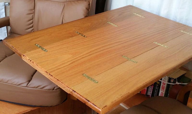Hinged table shop