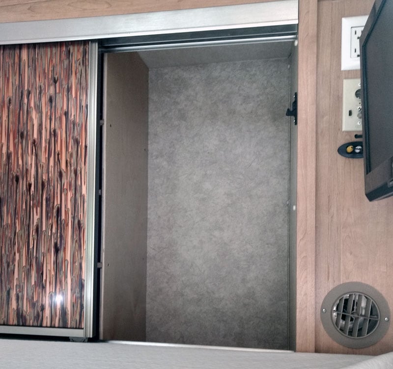 Cabinets Wardrobe Hanging Side