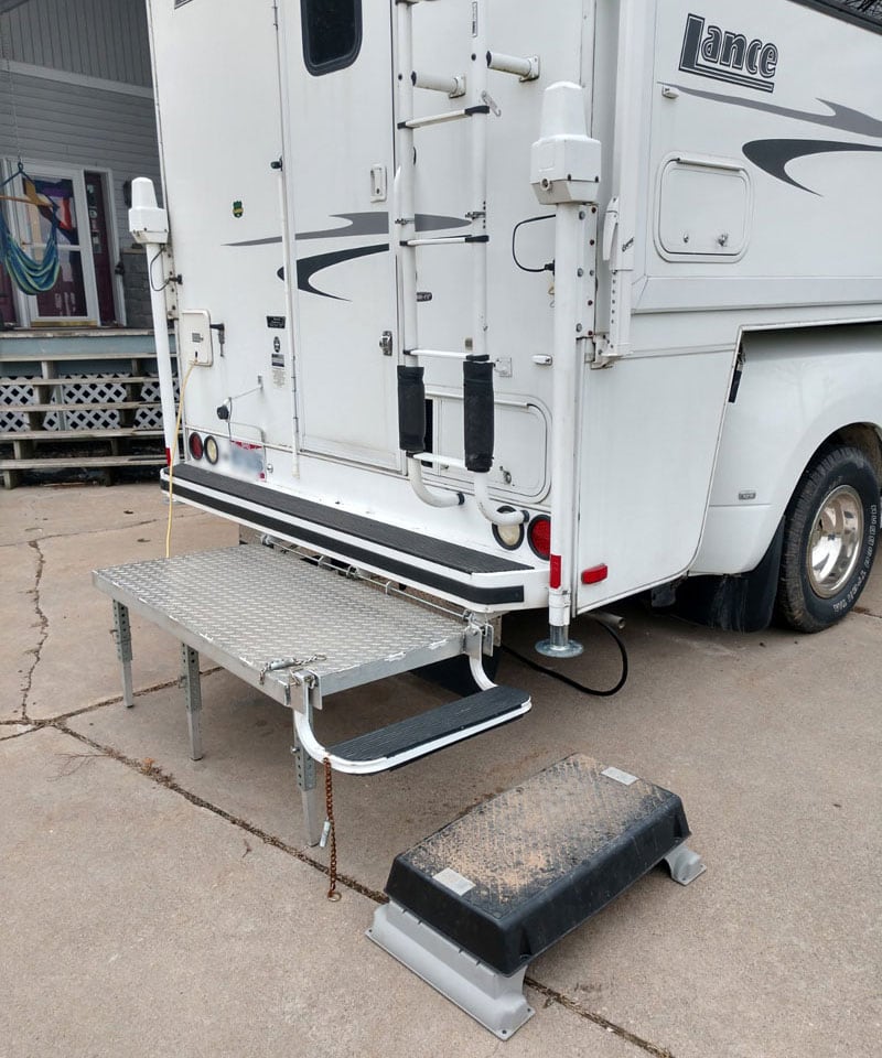 Entrance Step Down Position Back