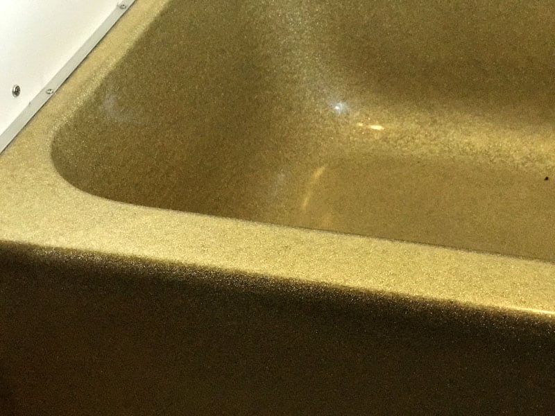 Gold Metal Flake Tub