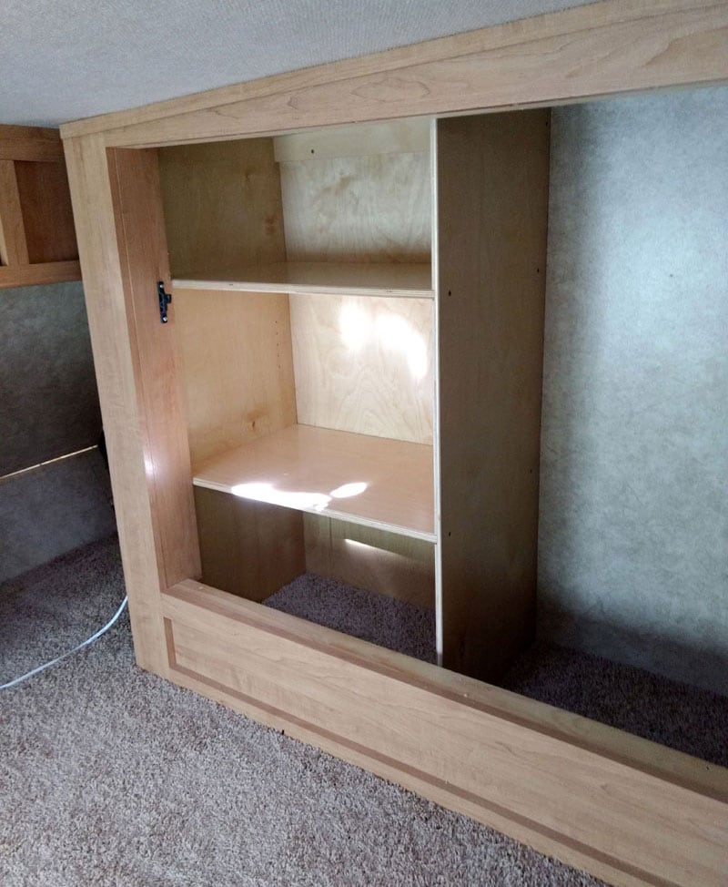 Hanging Space And Shelves