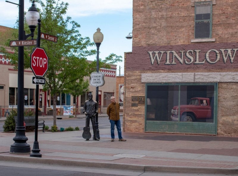 Winslow Statue A Man With His Guitar