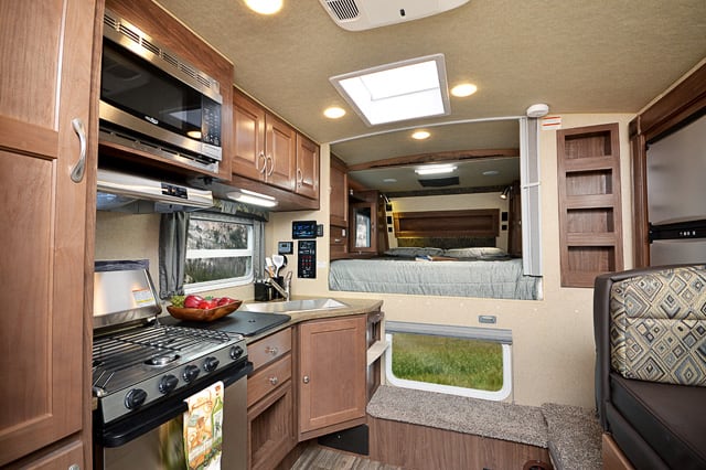 Arctic Fox Camper Buyers Guide - Truck Camper Magazine