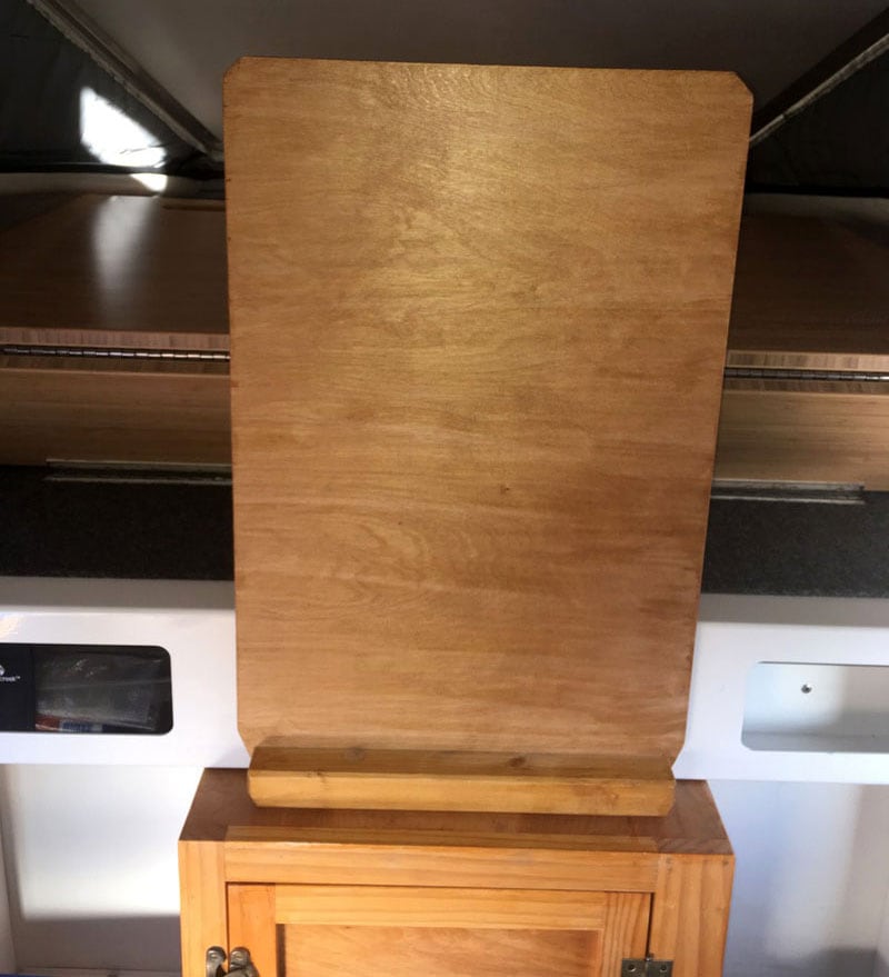 Pillow Retainer Board