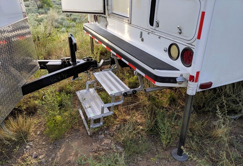 Glowstep Mounting Brackets Side When Towing