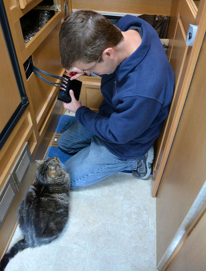 Harley Helps Solar Controller