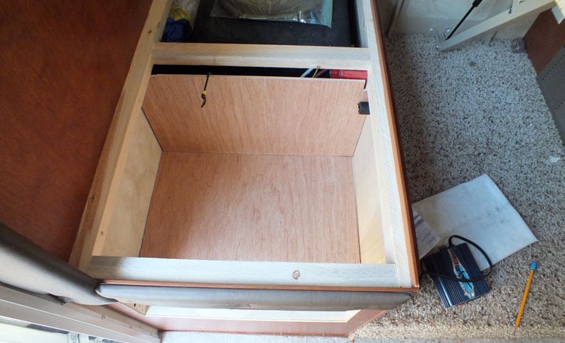 Cat Litter Box Opening Under Dinette