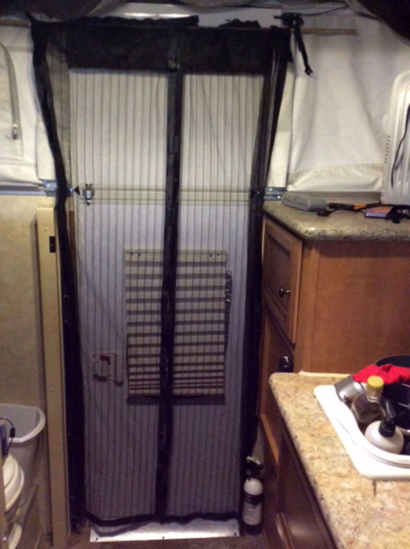 Magic Mesh Screen Door Camper