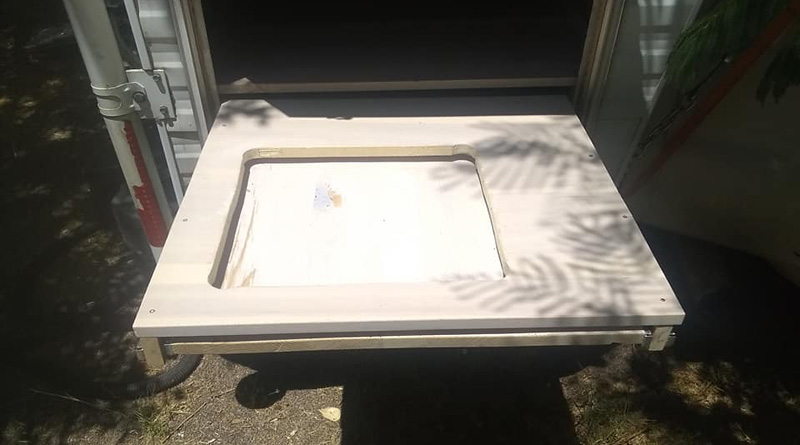 Slideout Chuckwagon Tray