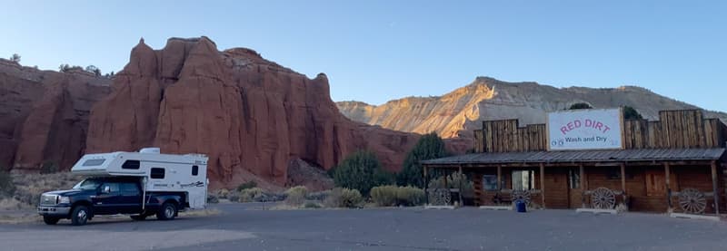 Red Dirt Wash And Dry Laundromat In Utah