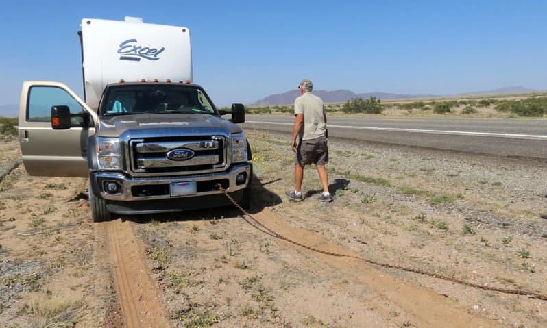 Fifth Wheel Stuck In The Soft Shoulder