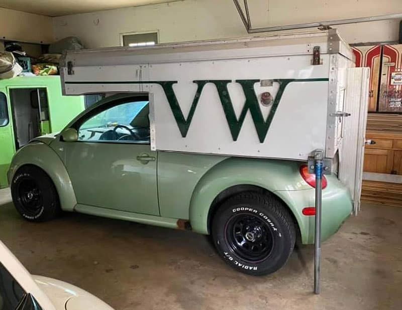 Esta Volkswagen Camper Bus se ha convertido en una caravana trailer