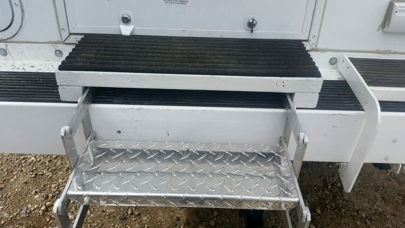 Simple Step For Camper Bumper