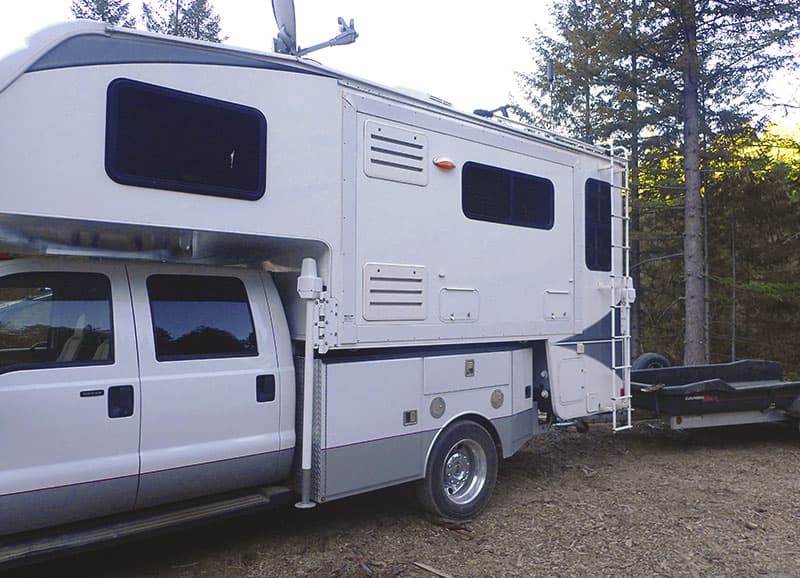 Double Slide Camper To Non Slide Camper Exterior Side