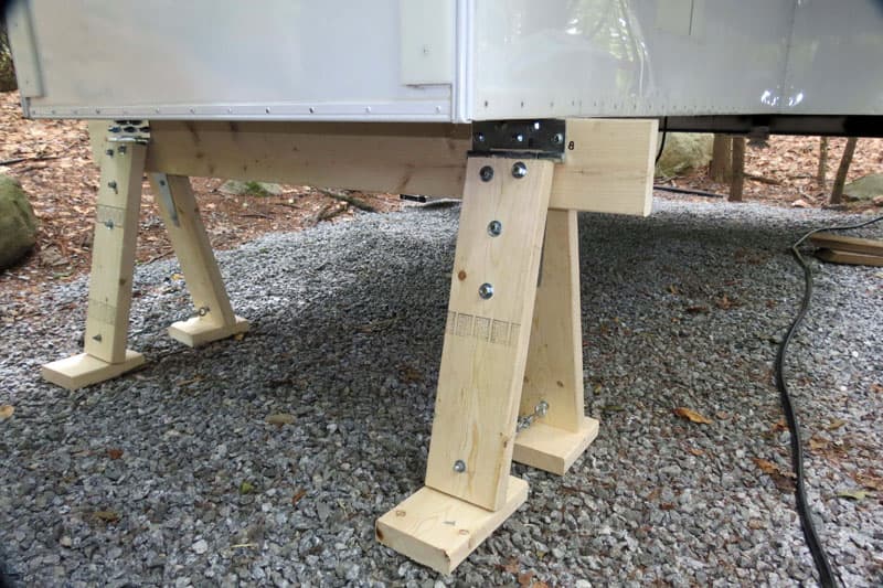 Supporting Camper Off Truck Sawhorses