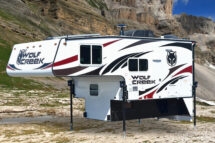 Wolf Creek Camper 850 Exterior Desert Palms