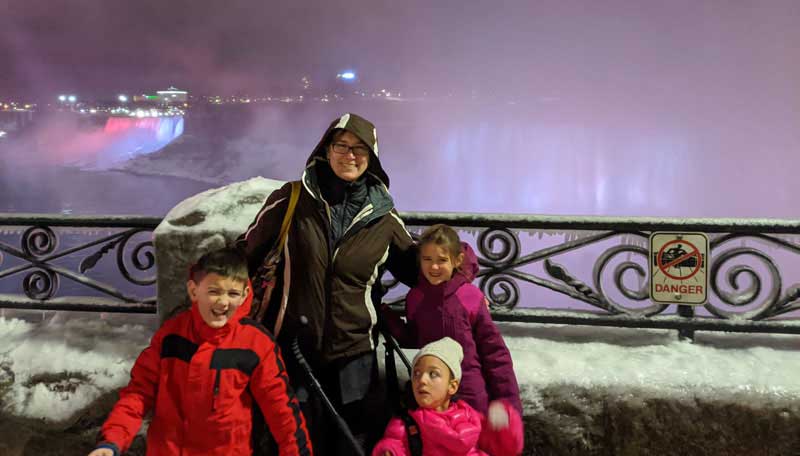 Niagara Falls In The Cold Weather