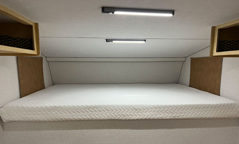 Capri Lone Star Mattress And Overcab Area