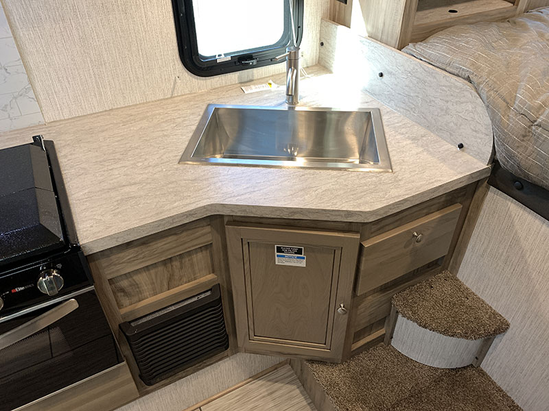 Palomino 2910 Kitchen Counter and Sink