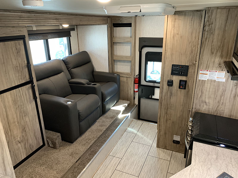 Palomino HS 2910 Camper Interior Wide